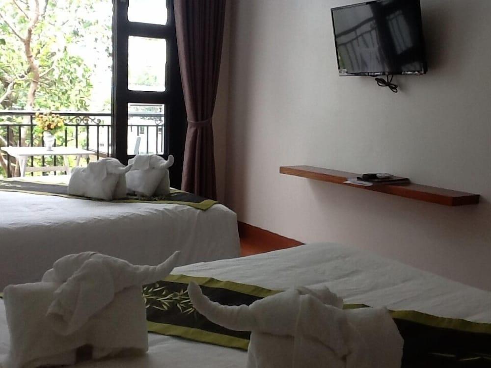 Blue Lake Homestay Hội An Extérieur photo